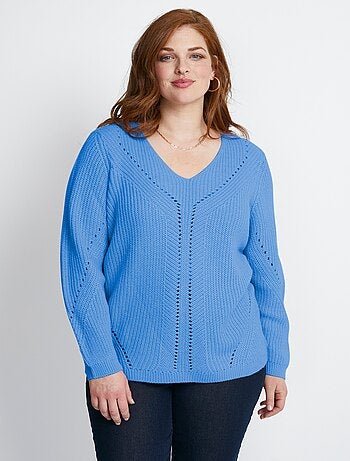 Pull maille perlée et ajourée col V