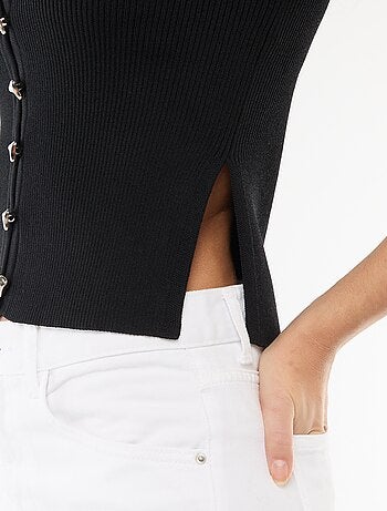 Pull manches courtes avec boutons fantaisie