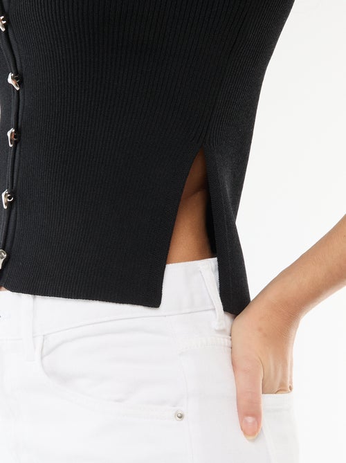 Pull manches courtes avec boutons fantaisie - Kiabi