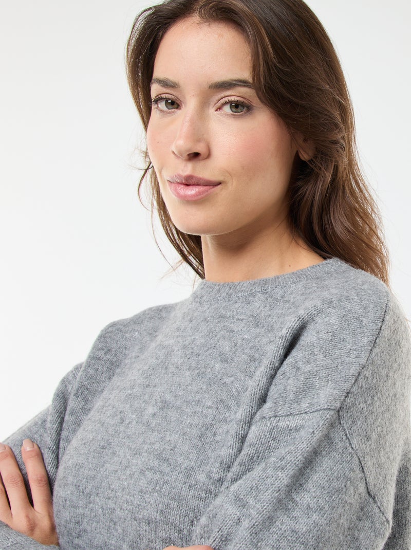 Pull matière douce col rond Gris - Kiabi
