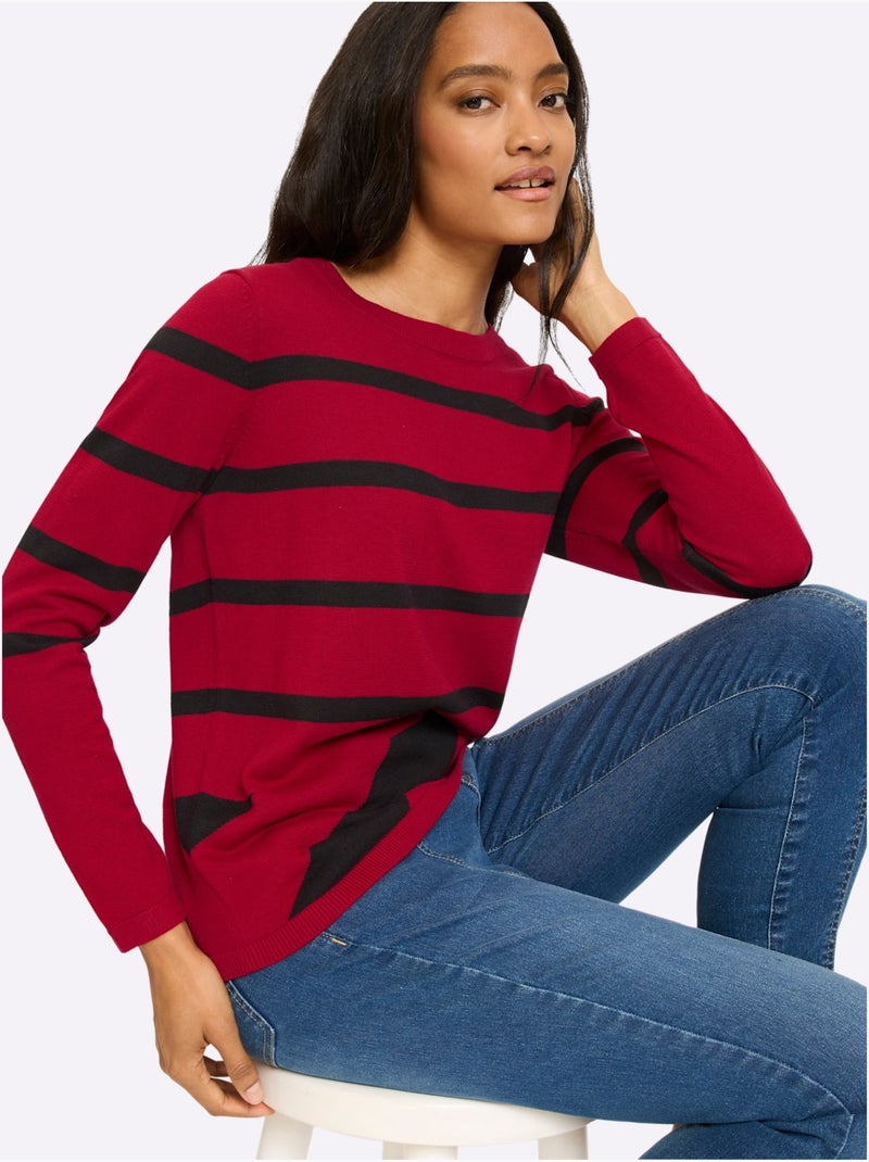 Pull Motif Graphique - Taille Standard - Helline Noir Rouge - Kiabi