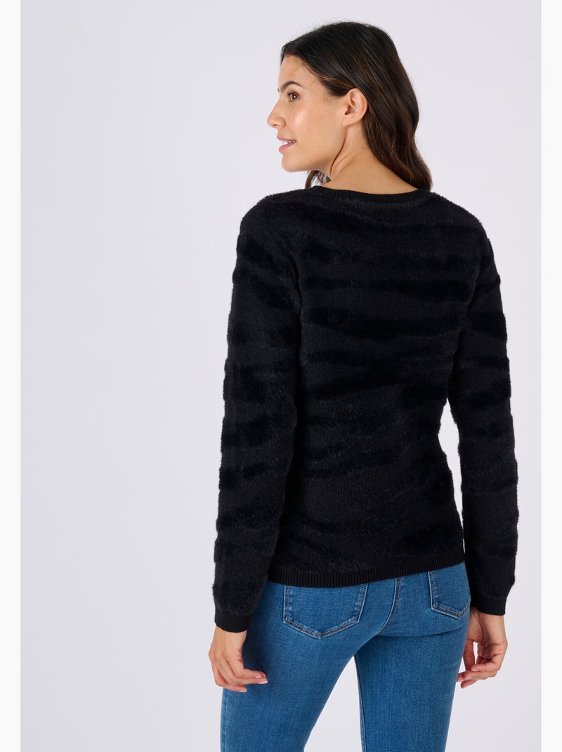 Pull motif zébré maille poilue - Damart Noir - Kiabi