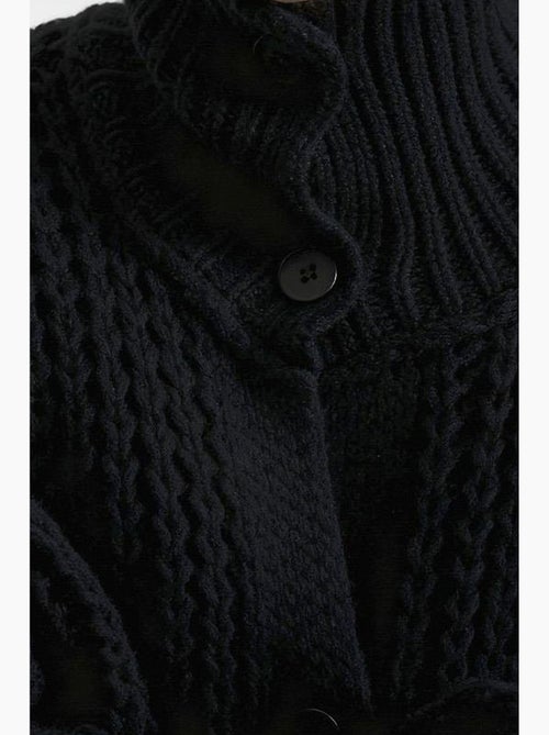 Pull oversize texturé à col roulé avec fermeture boutonnée giesto - Kiabi Pull oversize texturé à col roulé avec fermeture boutonnée giesto - Kiabi