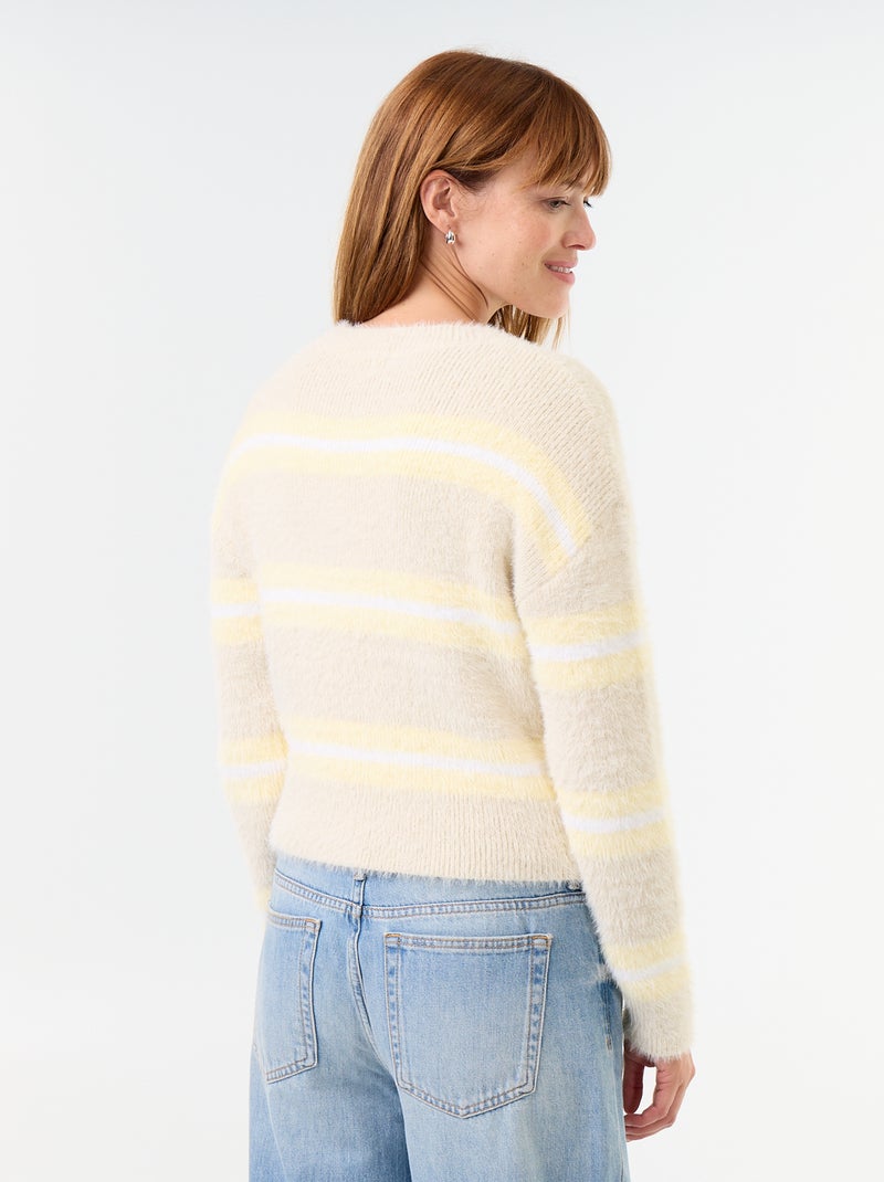 Pull poilu rayé à col rond Beige - Kiabi