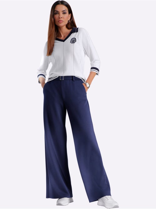 Pull Polo Col Polo Avec Encolure En V - Taille Standard - Helline - Kiabi Pull Polo Col Polo Avec Encolure En V - Taille Standard - Helline - Kiabi
