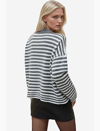 Pull ras du cou rayé surdimensionné hiccup
