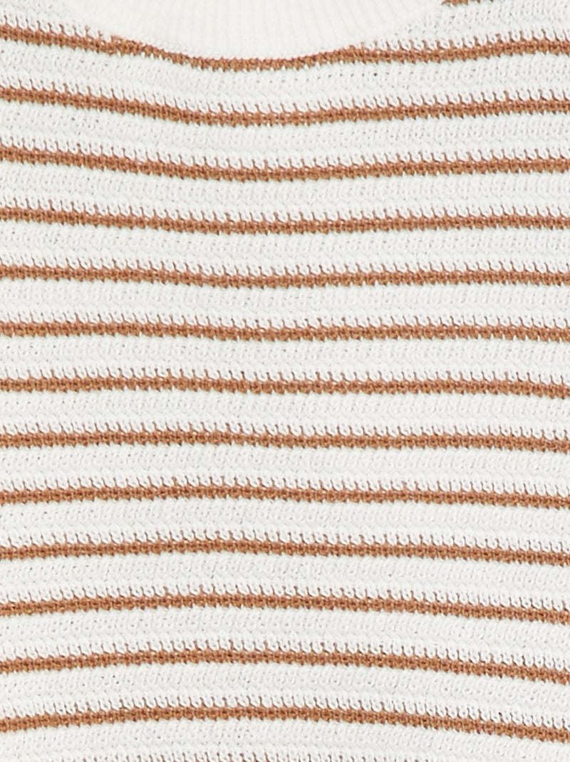 Pull rayé avec ouverture boutonnée au dos Blanc - Kiabi