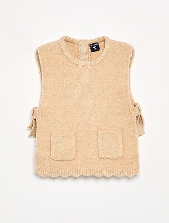 Pull sans manches avec écharpe amovible
