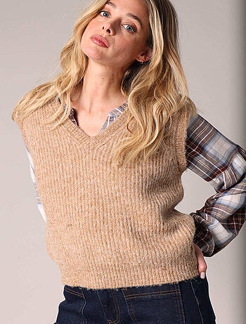 Pull sans manches col V
'Deeluxe'