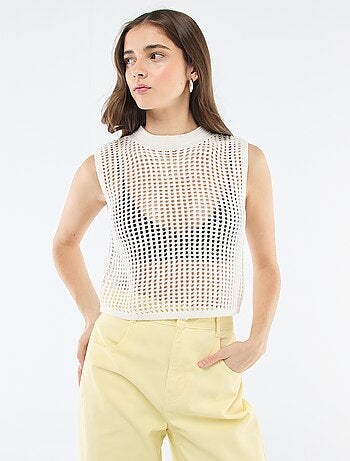 Pull sans manches en crochet