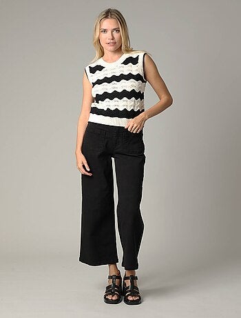Pull sans manches en crochet coton avec col rond 'Deeluxe'