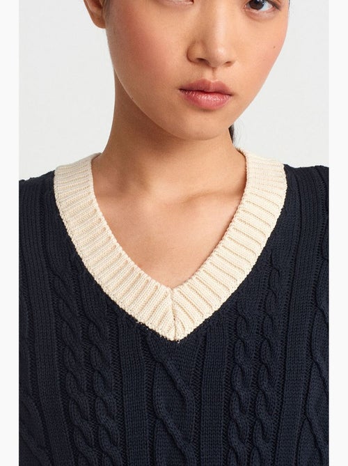 Pull sans manches femme à col v et torsades dilvin - Kiabi
