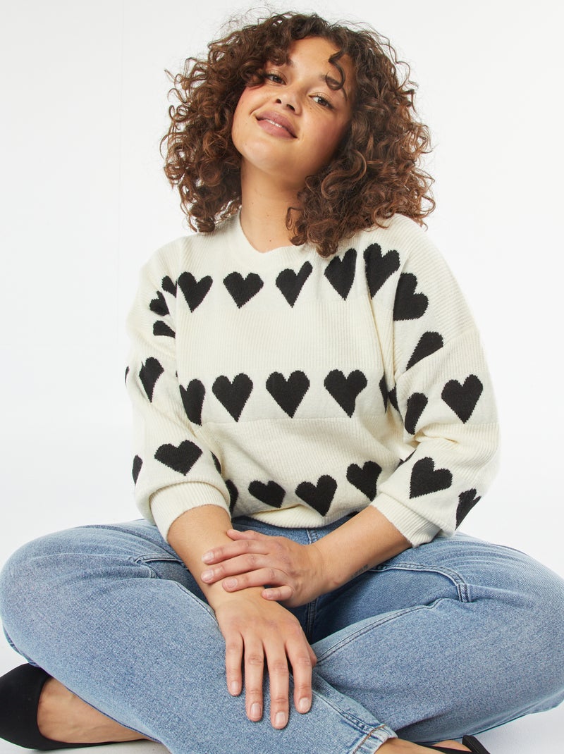 Pull style lainage imprimé coeurs Beige/noir - Kiabi