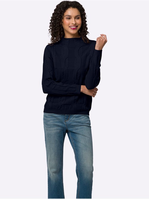 Pull Superbe Motif Torsadé - Taille Standard - Helline - Kiabi Pull Superbe Motif Torsadé - Taille Standard - Helline - Kiabi