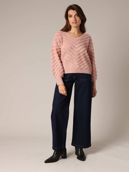 Pull texturé avec col en V et manches bouffantes 'Deeluxe' - Kiabi