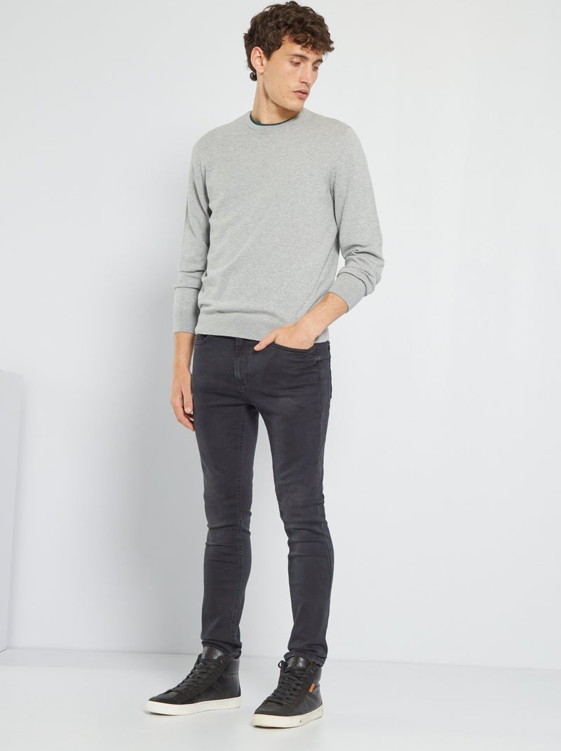 Pull uni à col rond Gris clair - Kiabi