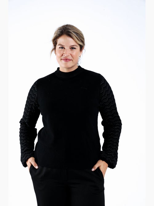 Pull uni avec manches chevrons PAPRIKA - Kiabi