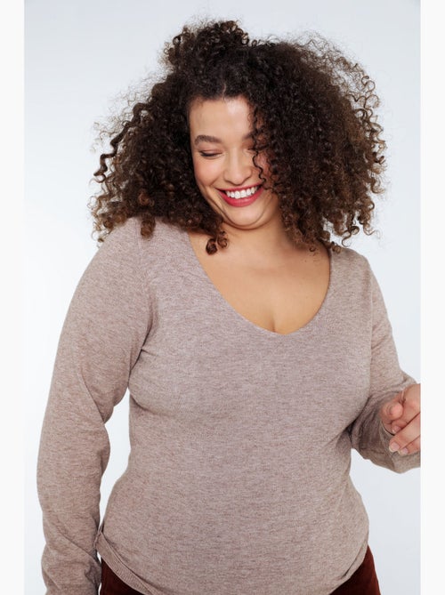 Pull uni beige col V manches longues - Kiabi