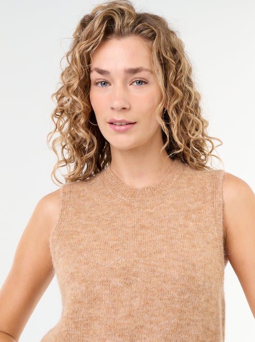 Pull uni en maille chaude sans manches - Kiabi Pull uni en maille chaude sans manches - Kiabi