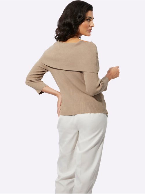 Pull viscose à encolure large et manches longues - Taille standard - Helline - Kiabi Pull viscose à encolure large et manches longues - Taille standard - Helline - Kiabi