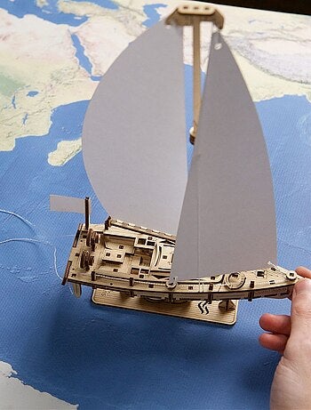 Puzzle 3d yacht beauté de l'océan