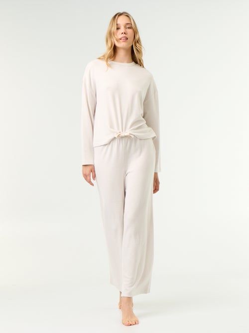 Pyjama 2 pièces - Sweat + pantalon - Kiabi Pyjama 2 pièces - Sweat + pantalon - Kiabi
