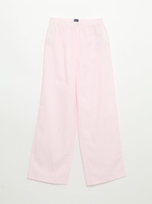 Pyjama 2 pièces - T-shirt à manches courtes + pantalon rayé - Kiabi Pyjama 2 pièces - T-shirt à manches courtes + pantalon rayé - Kiabi