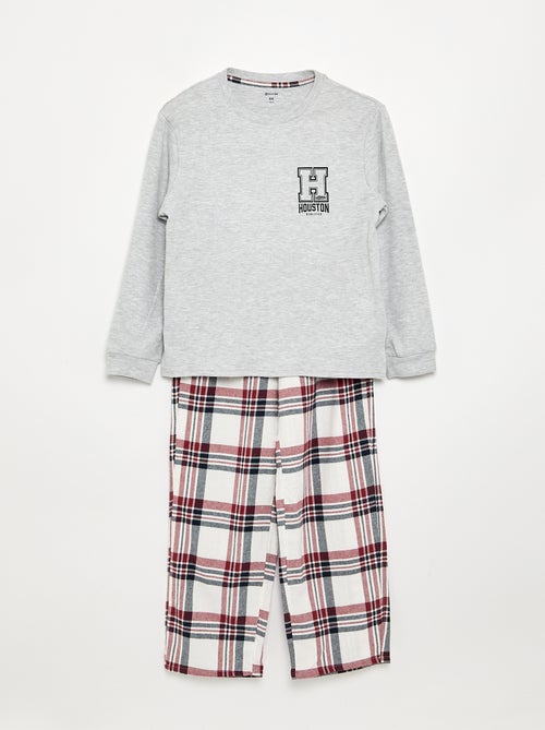 Pyjama 2 pièces - T-shirt à manches longues + Pantalon - Kiabi Pyjama 2 pièces - T-shirt à manches longues + Pantalon - Kiabi
