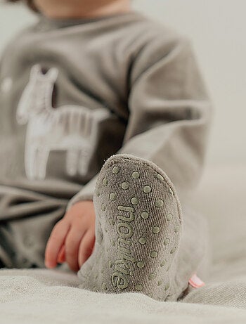 Pyjama bébé en velours kaki avec broderie zèbre Noukie's