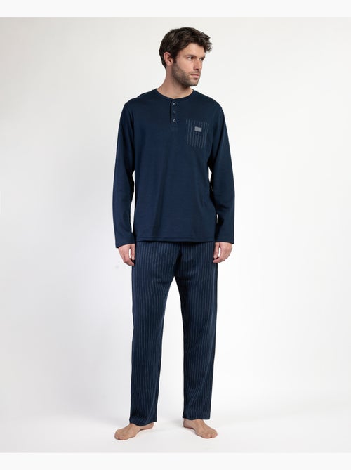 Pyjama boutonné à manches longues et rayures pour homme ANTONIO MIRO - Kiabi Pyjama boutonné à manches longues et rayures pour homme ANTONIO MIRO - Kiabi