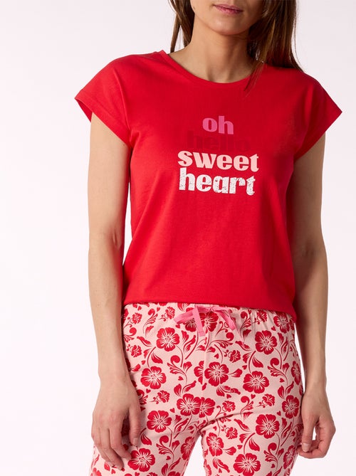 Pyjama court PUNCHY rouge - MELISSA BROWN - Kiabi Pyjama court PUNCHY rouge - MELISSA BROWN - Kiabi