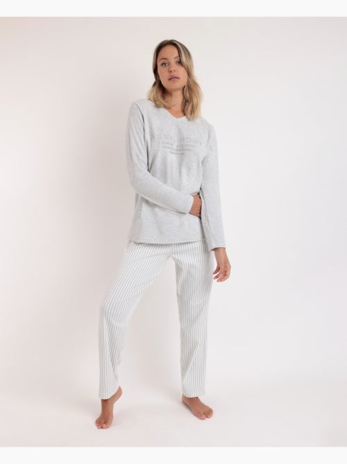 Pyjama femme ADMAS à manches longues et col en V en velours double doux - Kiabi Pyjama femme ADMAS à manches longues et col en V en velours double doux - Kiabi