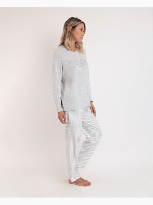 Pyjama femme ADMAS à manches longues et col en V en velours double doux - Kiabi Pyjama femme ADMAS à manches longues et col en V en velours double doux - Kiabi