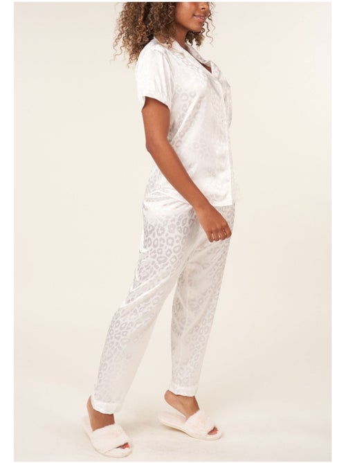 Pyjama fluide en satin Kebello - Kiabi Pyjama fluide en satin Kebello - Kiabi