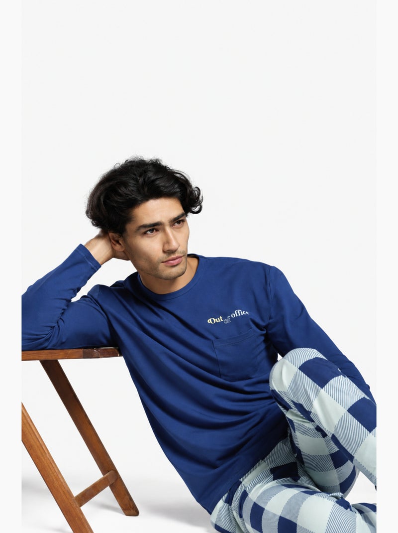 Pyjama long en coton pour homme, très doux au toucher, idéal pour les moments de détente hors du bur Bleu - Kiabi