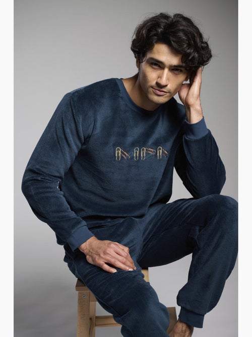 Pyjama long en polaire pour homme avec détails brodés - Kiabi Pyjama long en polaire pour homme avec détails brodés - Kiabi