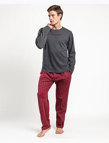 Pyjama manches longues pour homme > : l’idéal pour l’hiver
