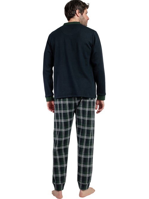 Pyjama pantalon chemise manches longues Smeraldo - Kiabi Pyjama pantalon chemise manches longues Smeraldo - Kiabi