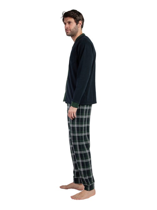 Pyjama pantalon chemise manches longues Smeraldo - Kiabi Pyjama pantalon chemise manches longues Smeraldo - Kiabi