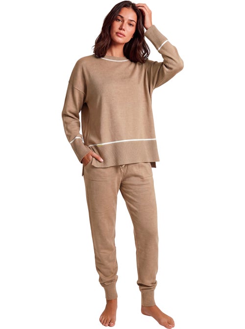 Pyjama pantalon jogger top manches longues misty - Kiabi Pyjama pantalon jogger top manches longues misty - Kiabi