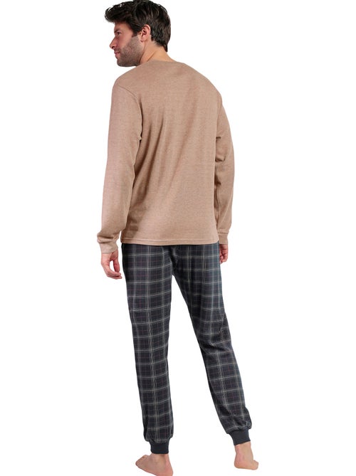 Pyjama pantalon top manches longues Cinnamon - Kiabi Pyjama pantalon top manches longues Cinnamon - Kiabi