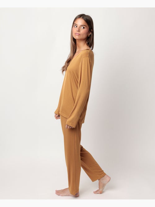 Pyjama uni de luxe à manches longues pour femme ADMAS LUXURY - Kiabi Pyjama uni de luxe à manches longues pour femme ADMAS LUXURY - Kiabi