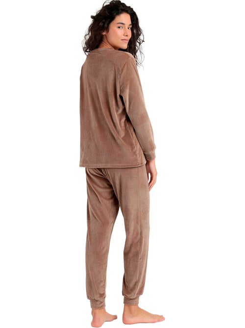 Pyjama velours pantalon top manches longues relax home - Kiabi Pyjama velours pantalon top manches longues relax home - Kiabi