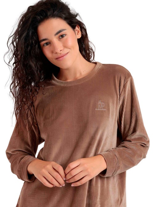 Pyjama velours pantalon top manches longues relax home - Kiabi Pyjama velours pantalon top manches longues relax home - Kiabi