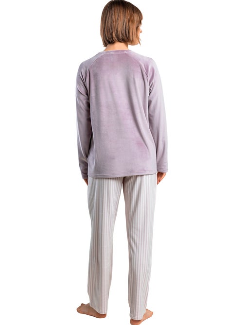 Pyjama velours pantalon top manches longues stripes - Kiabi Pyjama velours pantalon top manches longues stripes - Kiabi