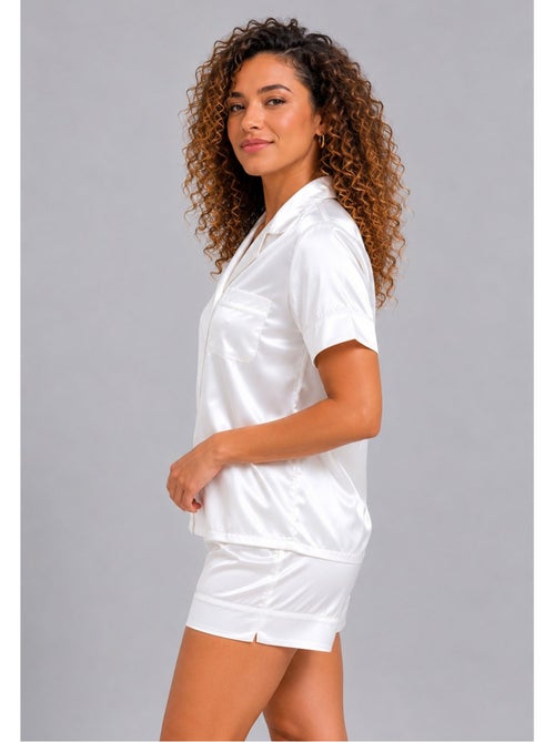 Pyjashort fluide en satin Kebello - Kiabi Pyjashort fluide en satin Kebello - Kiabi