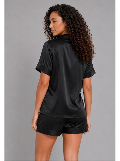 Pyjashort fluide en satin Kebello - Kiabi Pyjashort fluide en satin Kebello - Kiabi
