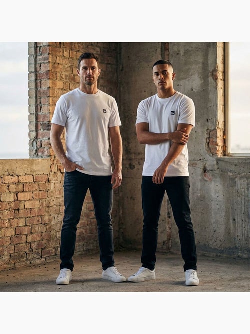 Quiksilver Pack de 2 T Shirts Homme 100% Coton Col Rond ou Col V - Kiabi