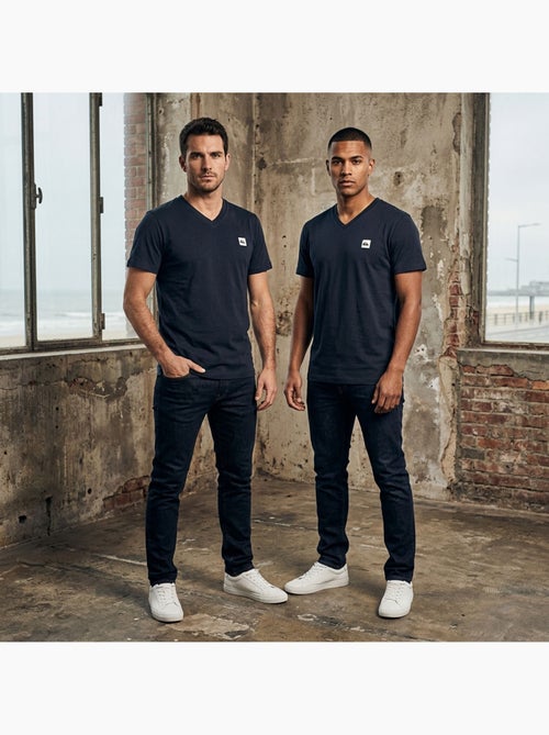 Quiksilver Pack de 2 T Shirts Homme 100% Coton Col Rond ou Col V - Kiabi