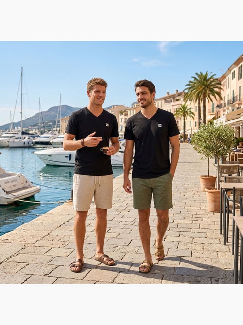 Quiksilver Pack de 2 T Shirts Homme 100% Coton Col Rond ou Col V - Kiabi